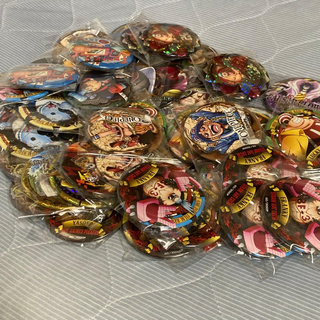 ONE PIECE ワンピース　バースデー缶バッジ　缶バッジ　大量　まとめ売り