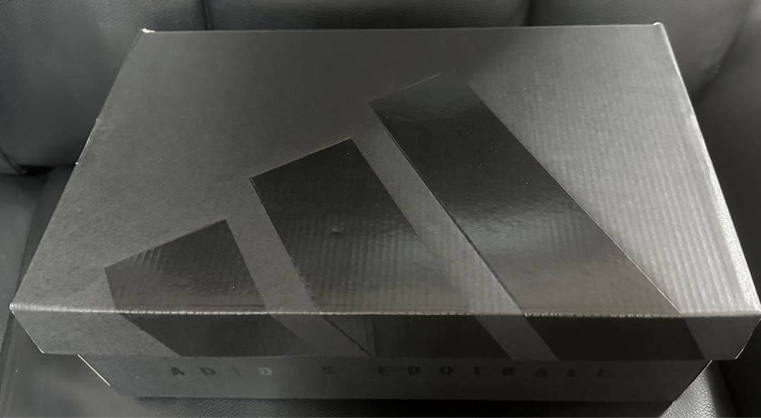 アディダス　プレデターエリートFT AG 28.0cm新品未使用