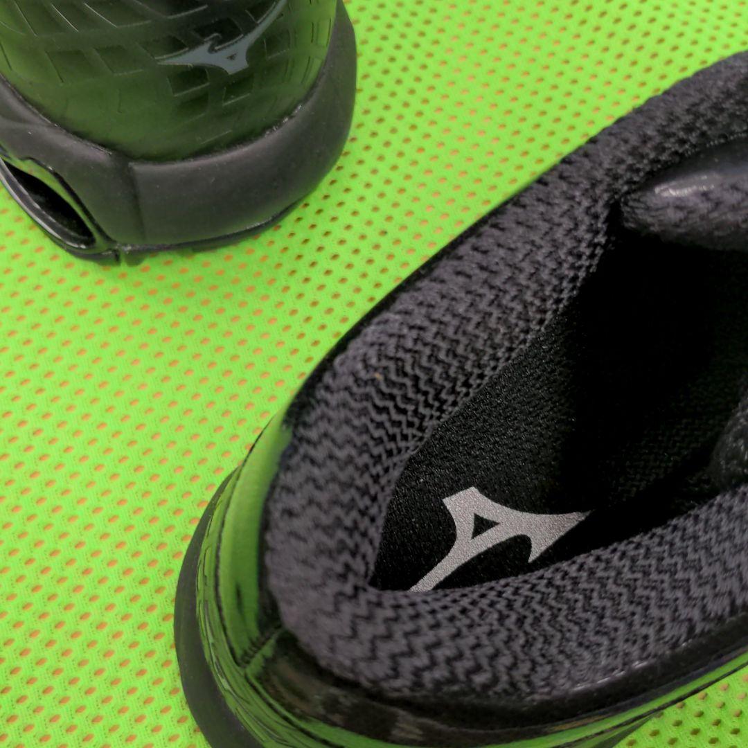 #ミズノバッシュー（23.5）ブラック