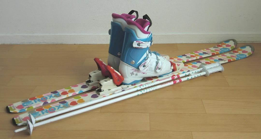 ■1月限定■送料無料■ROXY■子供用スキーセット■板130靴22.5■WAX■