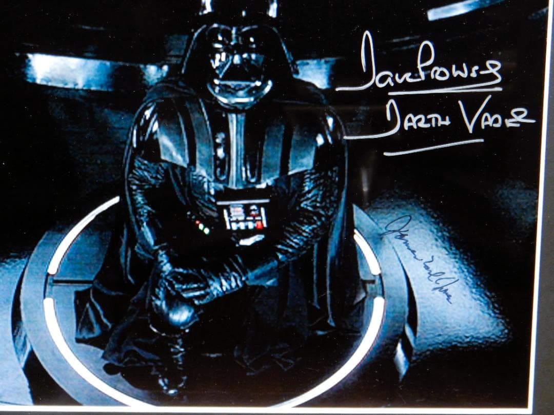 ダース・ベイダー　サイン入り証明書付き