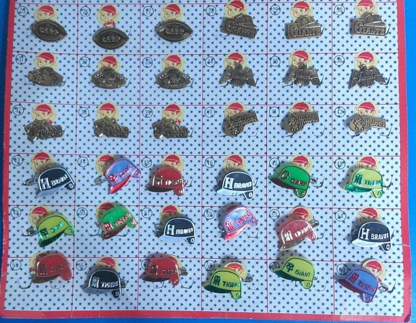 昭和レトロ 駄玩具 数字合わせくじ ベースボール合金バッチ60付