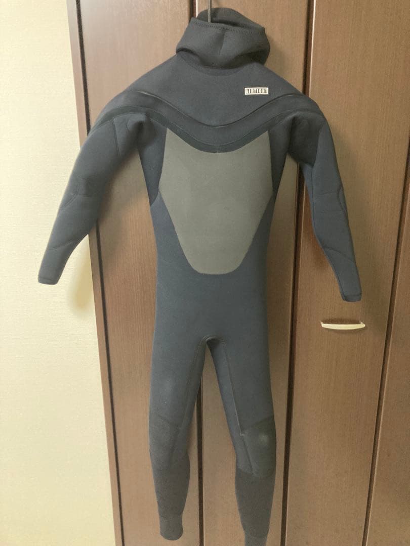 【AIRTIGHT】エアタイトウェットスーツ　セミドライ　フード付き　L