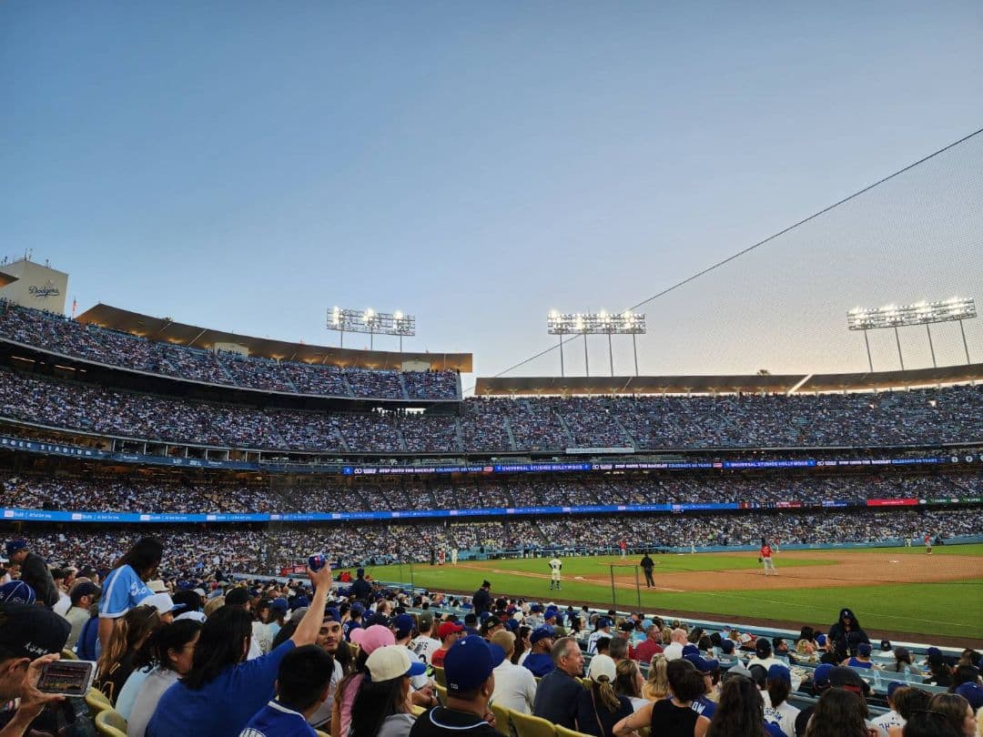 星街すいせい ホロライブドジャースコラボ会場限定販売 Tシャツ