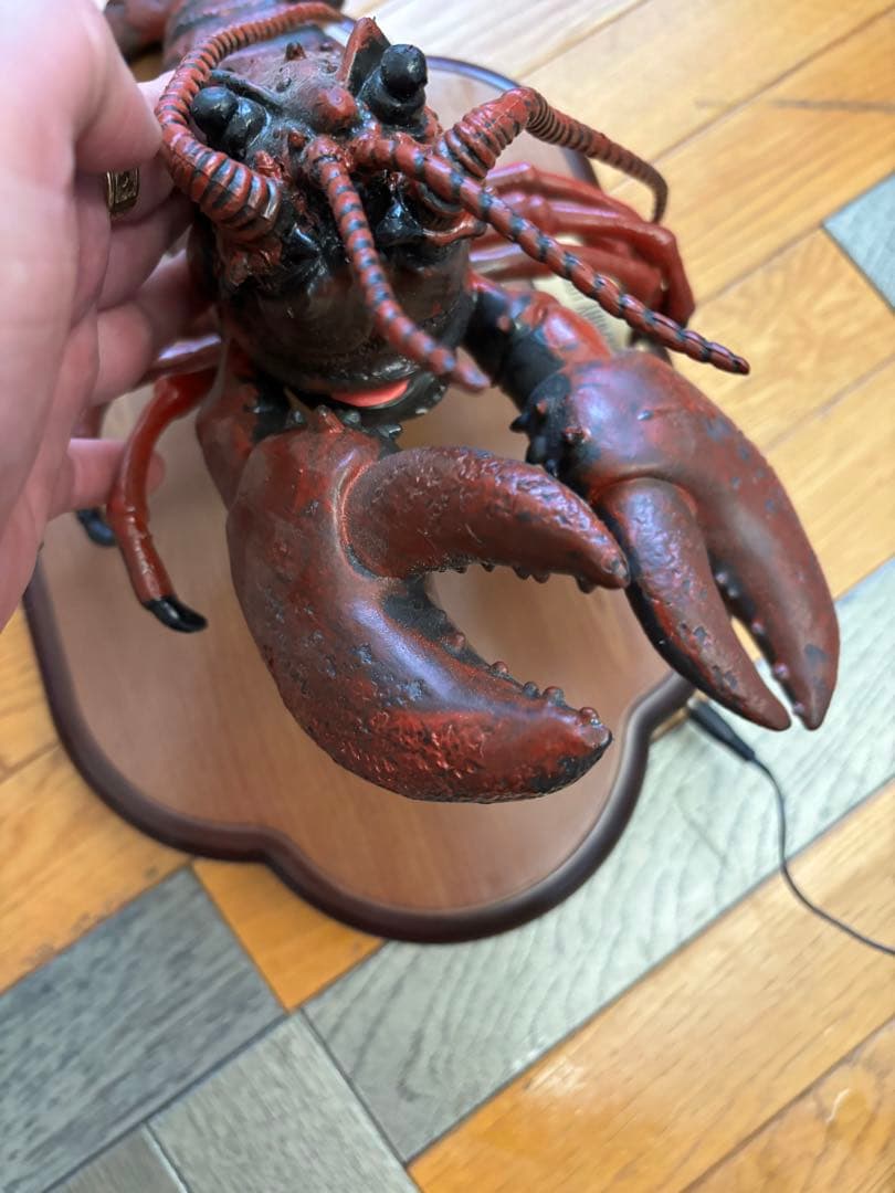 ロブスターの歌って踊るおもちゃ　BIG MOUTH LARRY LOBSTER