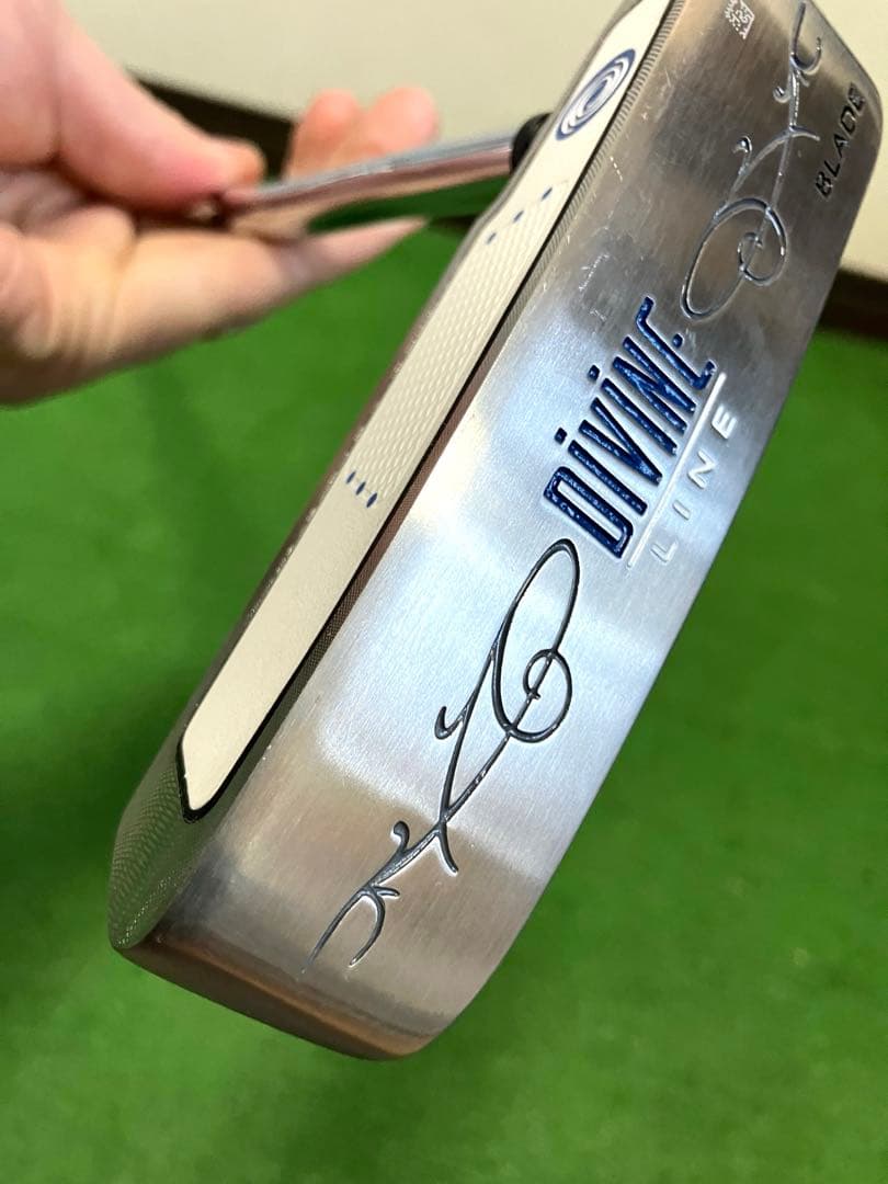 オデッセイ DIVINE レディースパター　極美品^o^