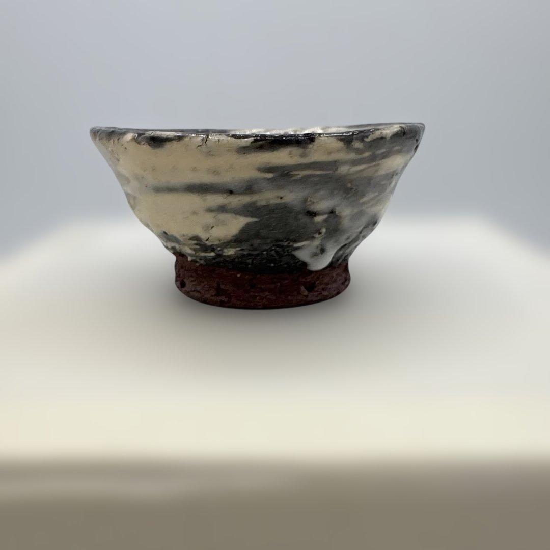 四代　真清水蔵六　刷毛目　酒盃