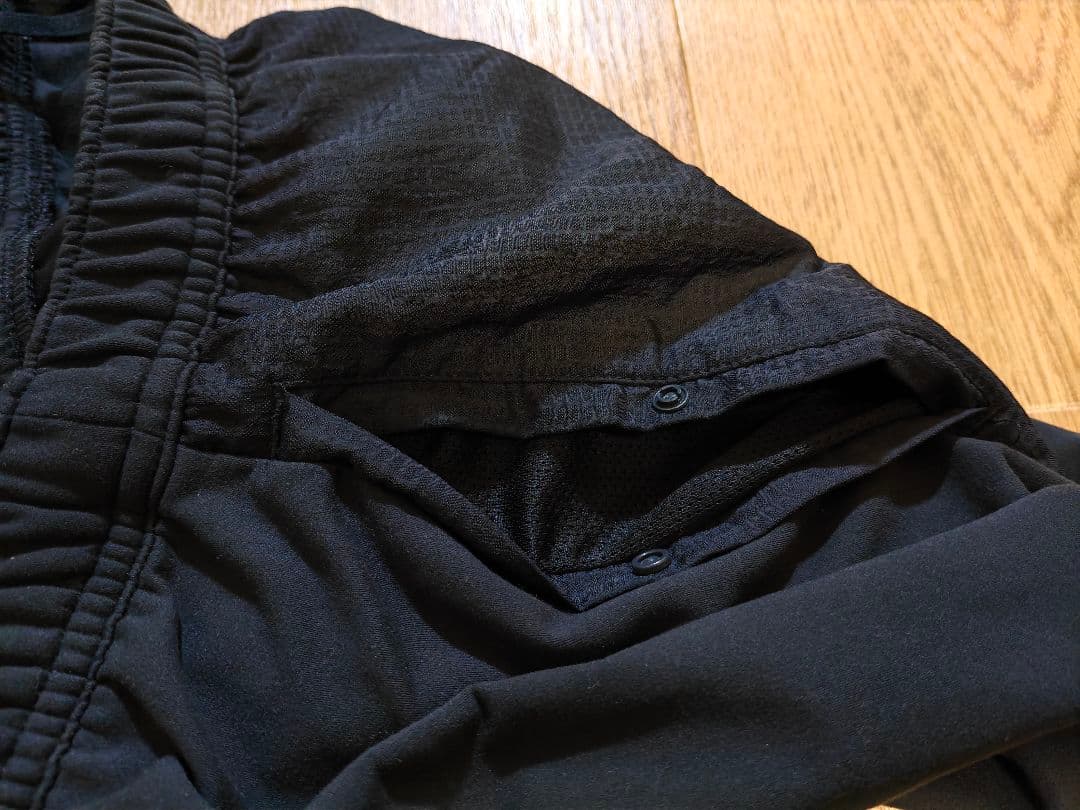 ナイキ　サーマフィット　エッセンシャルパンツ　裏起毛