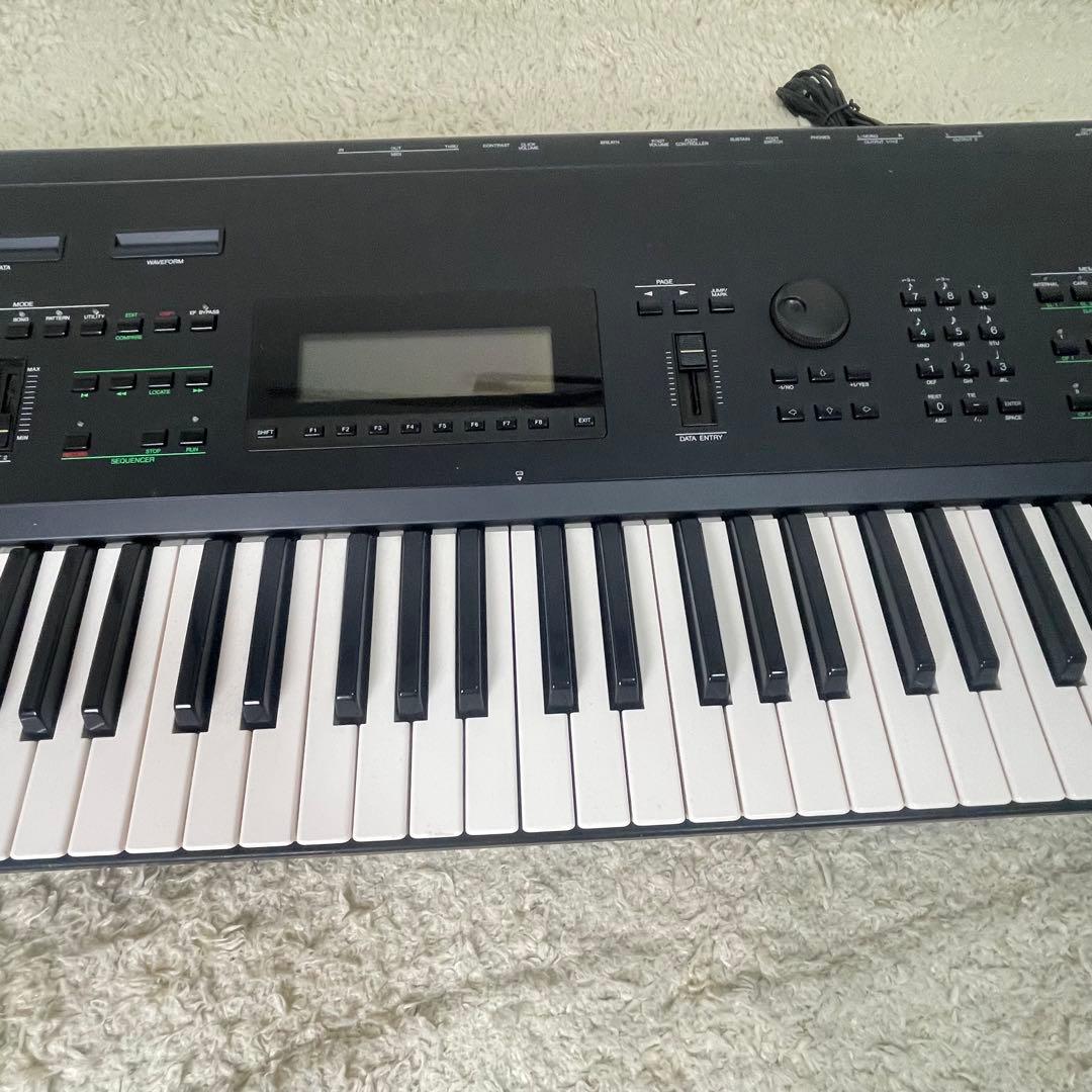 YAMAHA SY77 シンセサイザー【ジャンク】