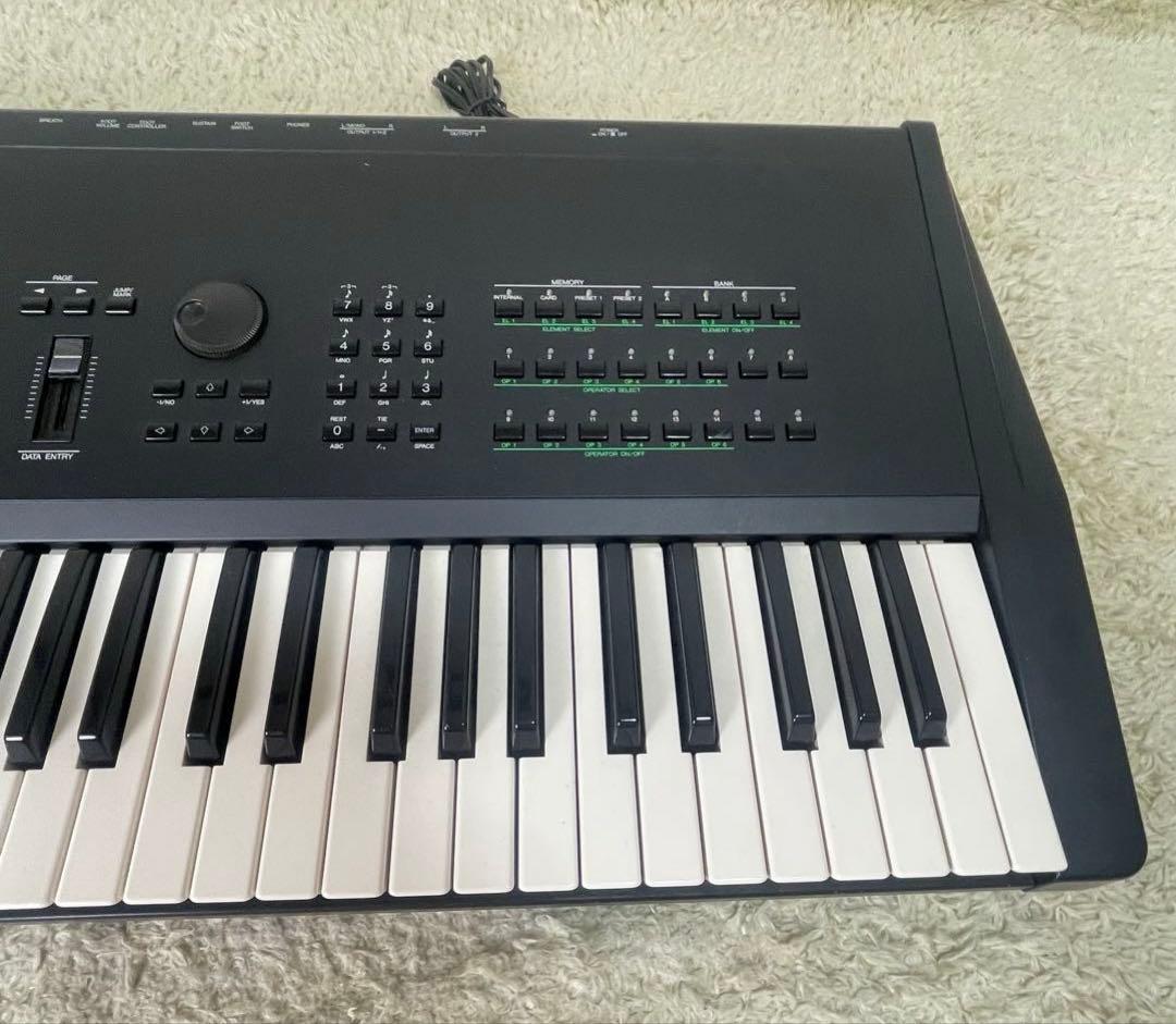 YAMAHA SY77 シンセサイザー【ジャンク】