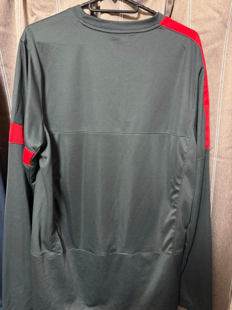 浦和レッズ　支給品練習着XL