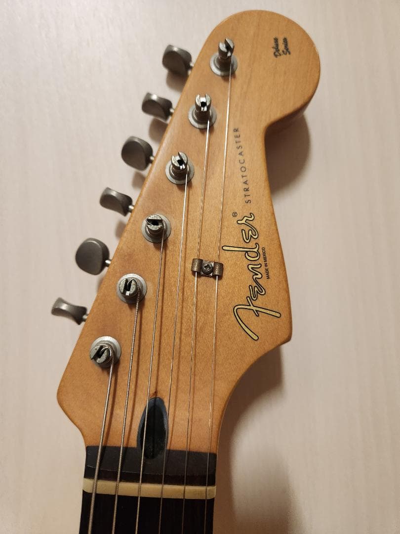 ギター FenderMexicoDeluxePowerhouseStratocaster