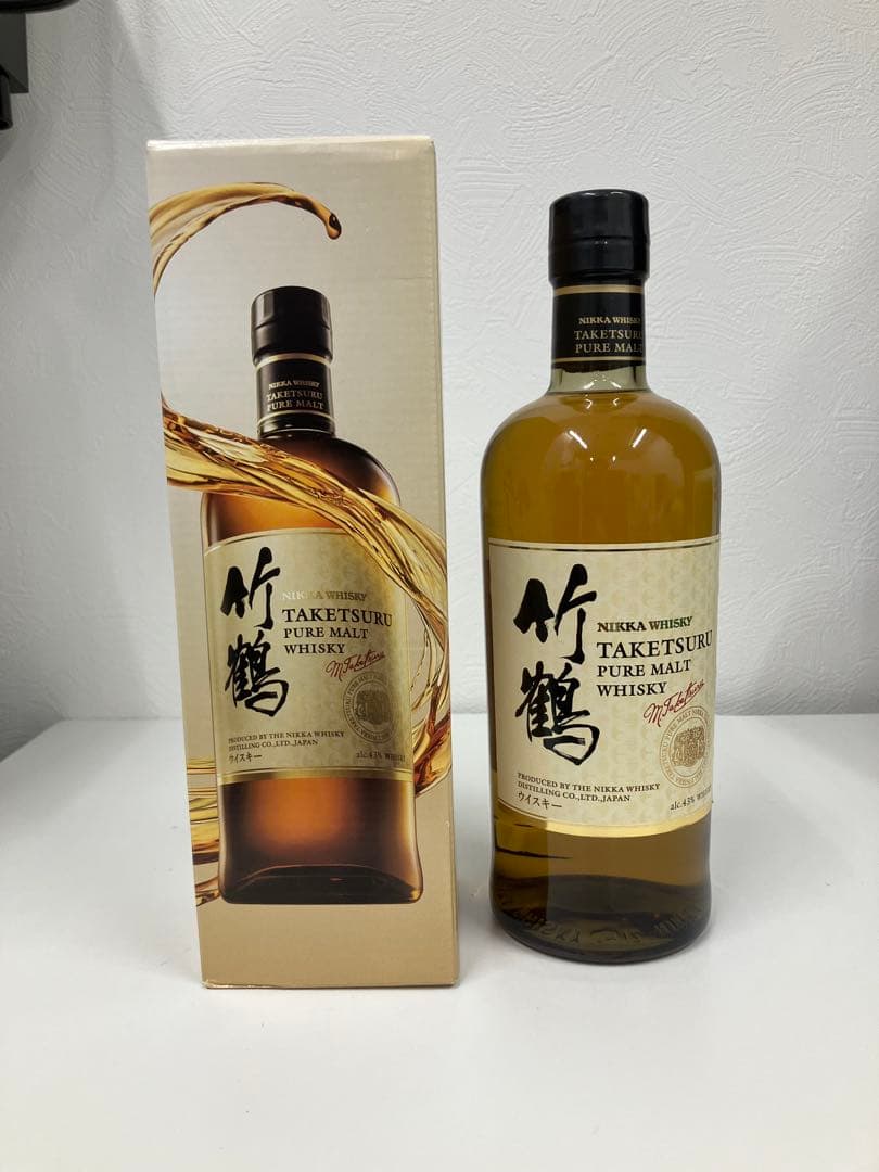 箱付　ニッカウヰスキー　竹鶴 ピュアモルトウイスキー　700ml