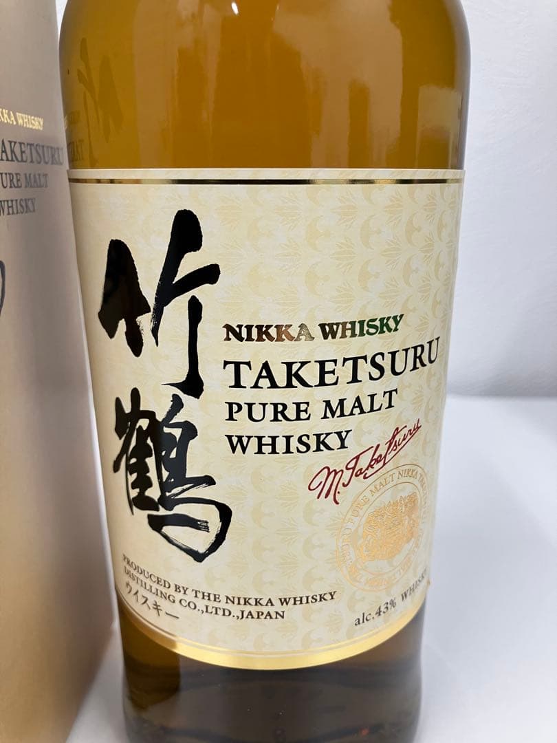 箱付　ニッカウヰスキー　竹鶴 ピュアモルトウイスキー　700ml