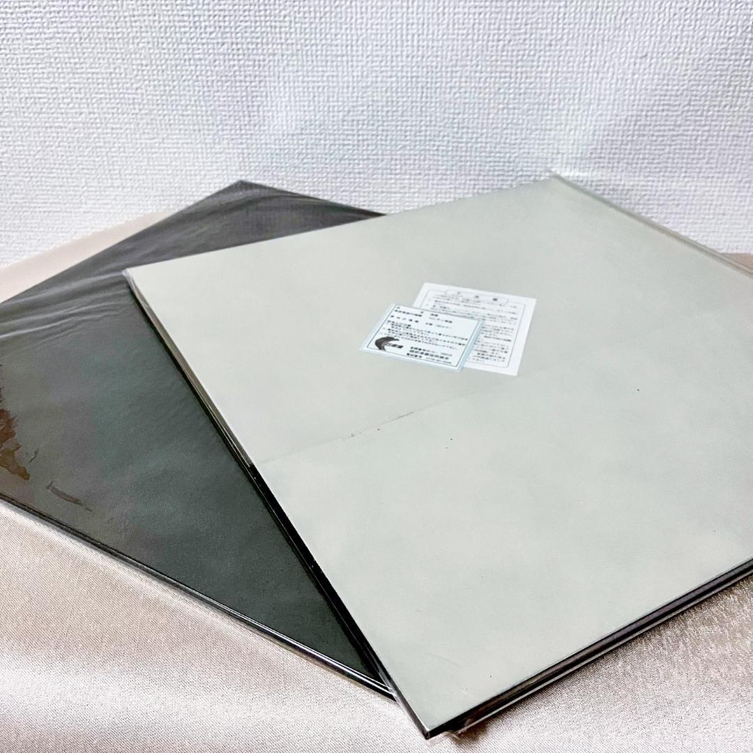 ★新品未使用 超美品 ★リバーシブル折敷　ガンメタリック✖️メタリックホワイト