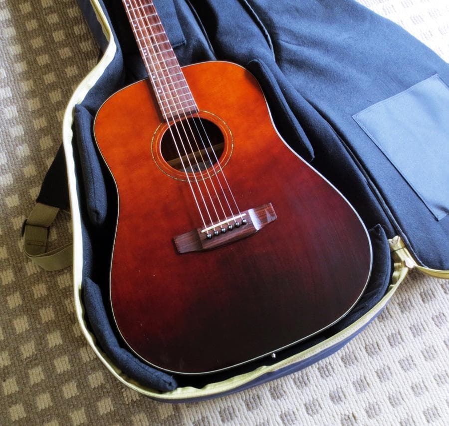 K.Yairi　弦高低く引きやすくトップ単板アコギ