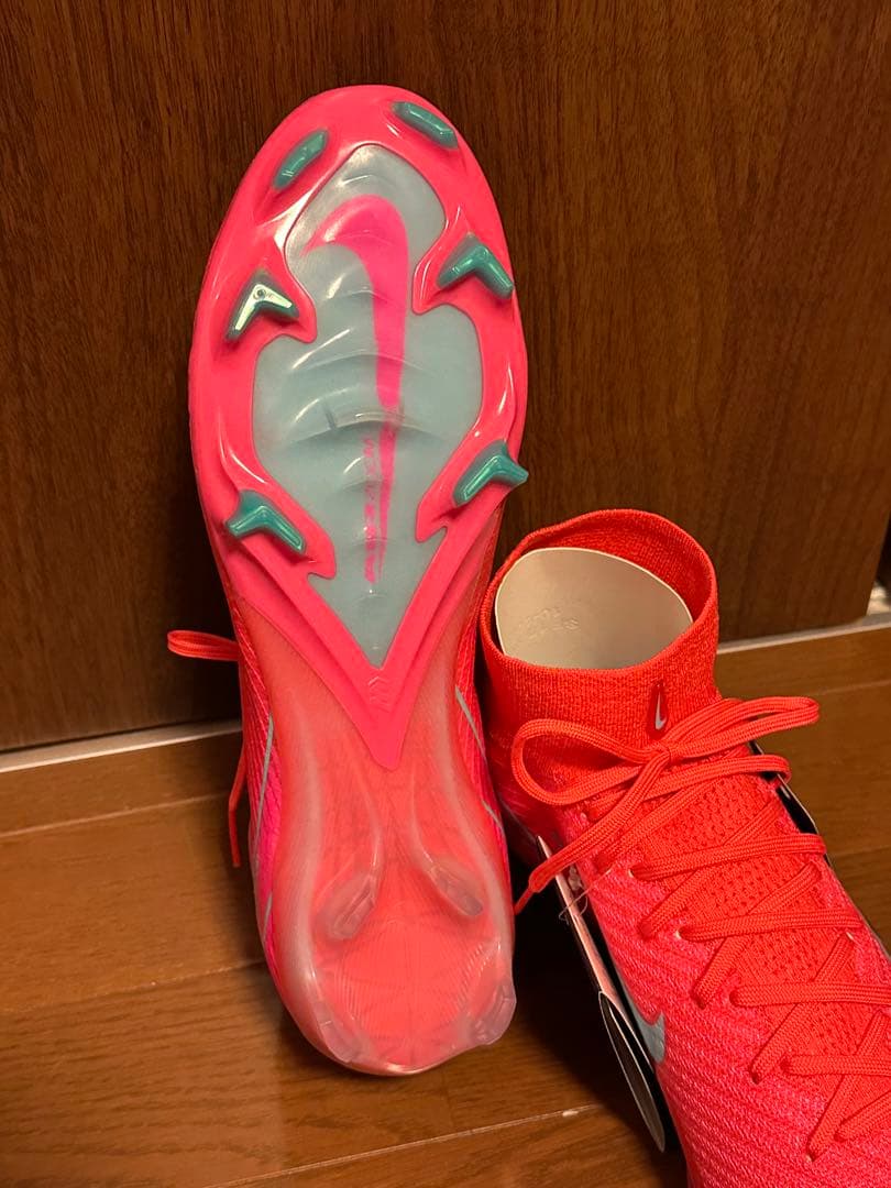 【週末限定SALE！】【新品未使用】マーキュリアルスーパーフライ10エリートFG