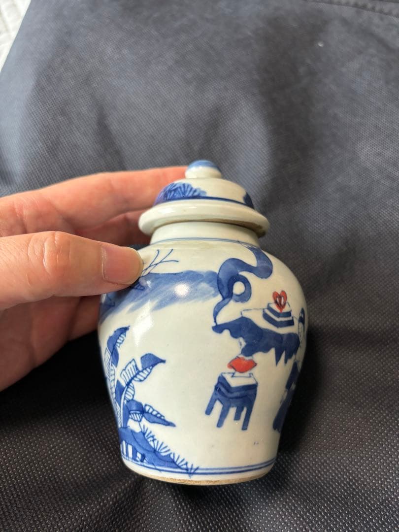 中国古美術品　青花釉裏紅　茶葉罐　人物(岳母刺字) 小壺　茶入　大清雍正年製