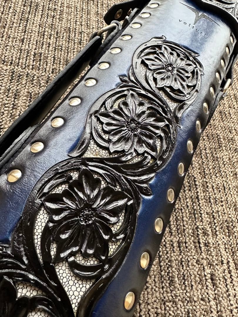 希少 新品未使用品 ハイエンドモデル ヴォルツーリ クロコダイル3 X 6