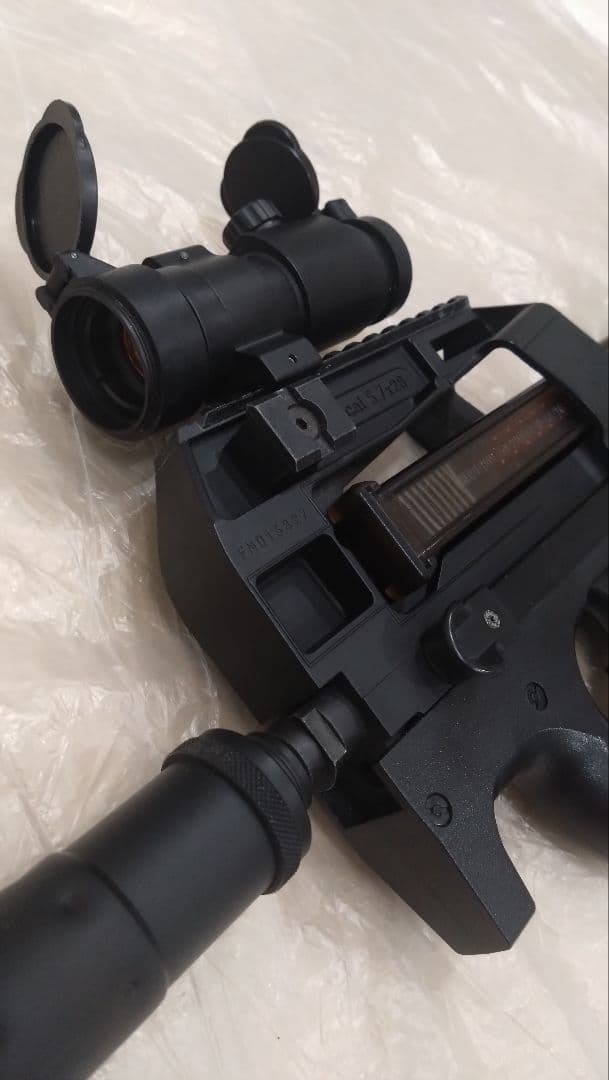 東京マルイ P90 TR スタンダード 電動ガン 外装改 付属品多数 美品