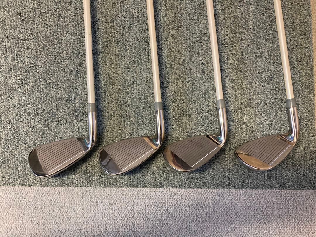 IGNIO イグニオ　ゴルフ キャディバッグ　クラブ4本　セット売り