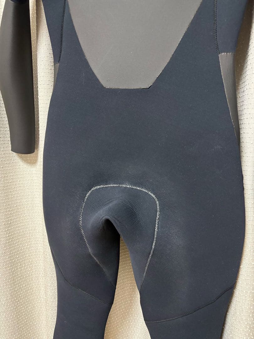 BILABONG(ビラボン)5×3mm セミドライト メンズMLサイズ