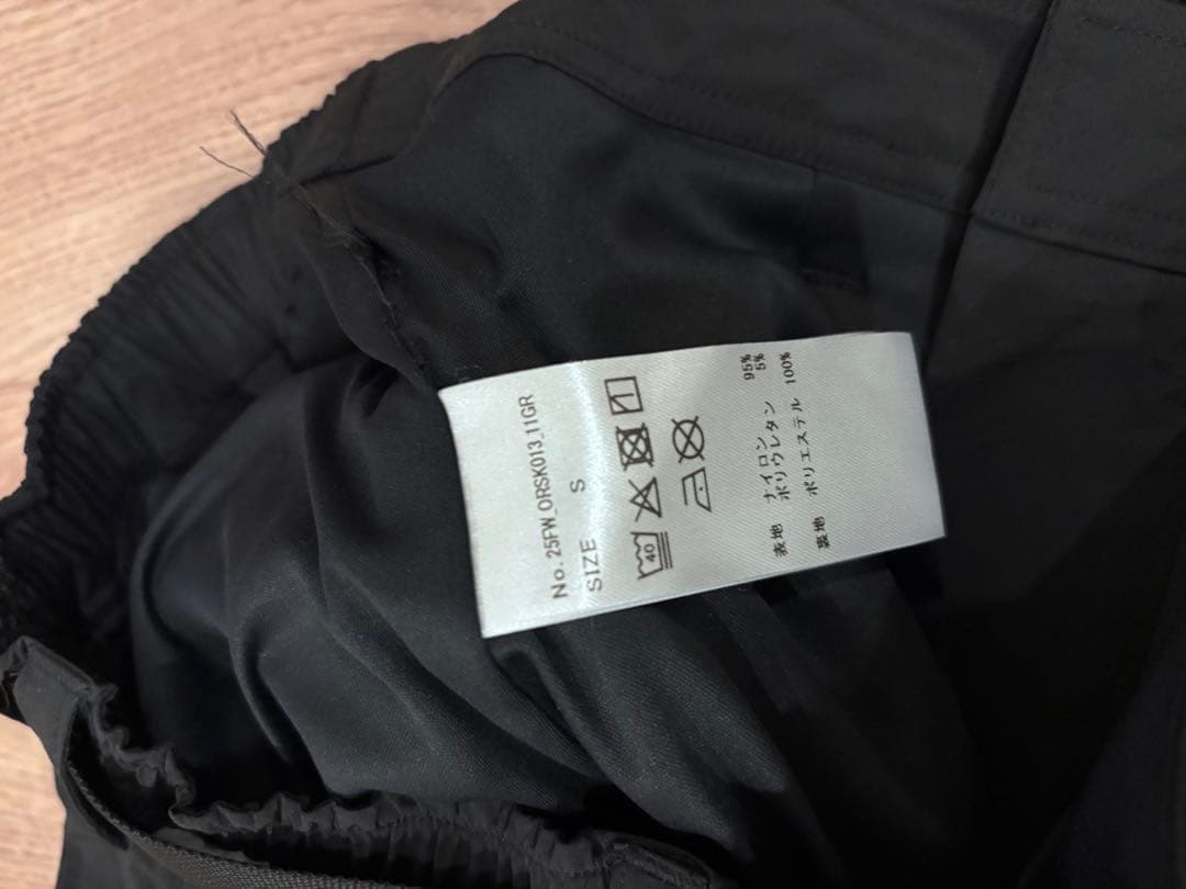 ラフロッグ　今季新作　アジャスタブルサイドポケットプリーツスカート　即完売品