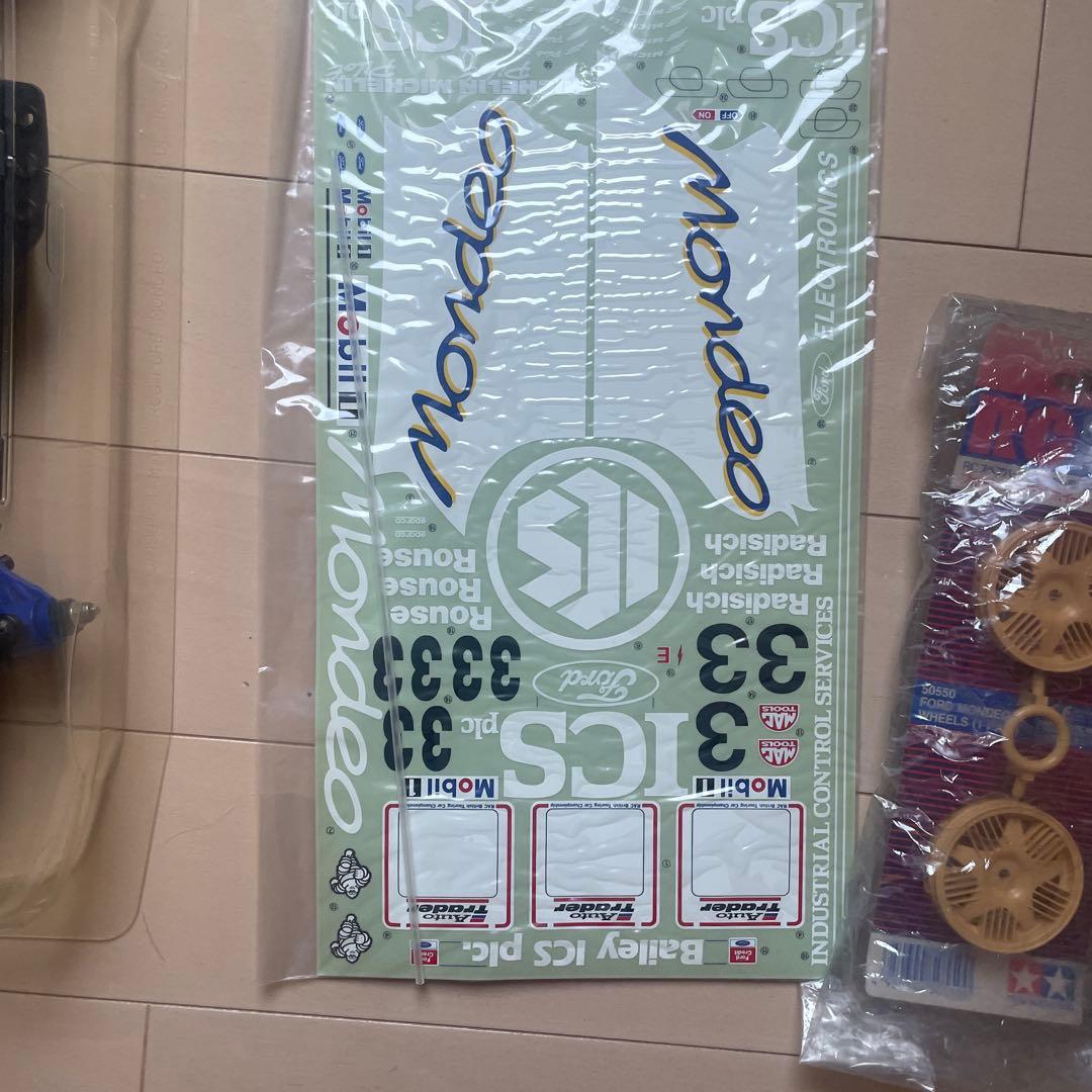 タミヤ　ラジコン　フォード　モンデオ　ＦＦ01 シャーシ　ビンテージ　ボディ