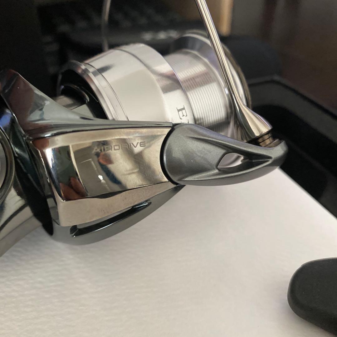 リール 22EXIST LT3000S