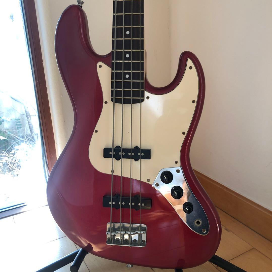 Bacchus universe シリーズ　Jazz Bass レッド
