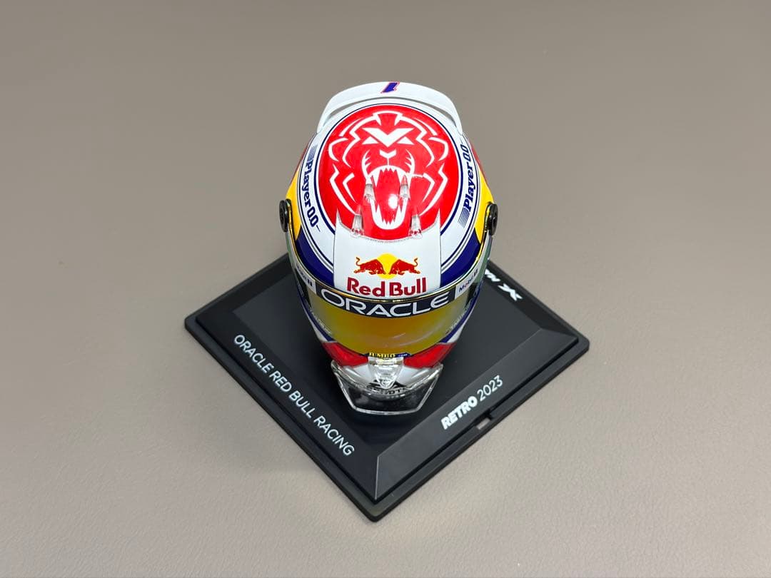 【qhmirai】M.フェルスタッペン ヘルメット2個セット1/4スケール