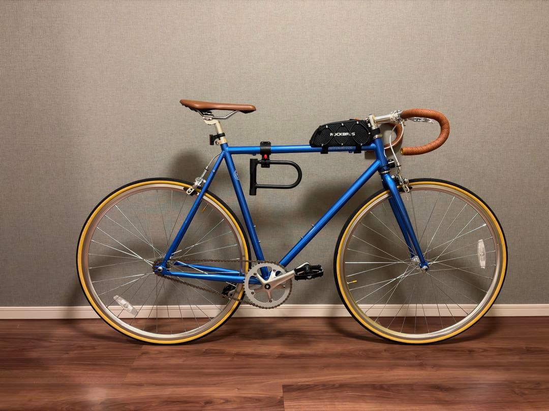 AVASTA ロードバイク　ピストバイク『現地受け取り推奨』