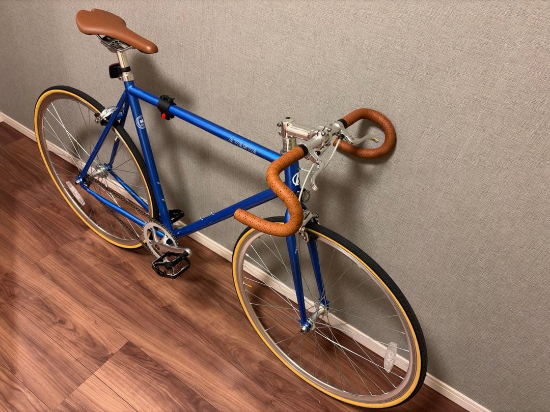 AVASTA ロードバイク　ピストバイク『現地受け取り推奨』