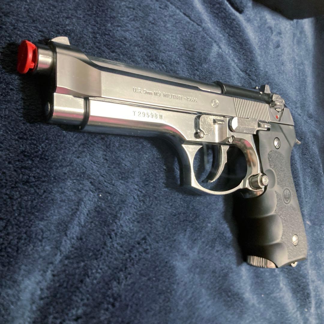 東京マルイ　M92F ガスブロ　替えマガジン付き