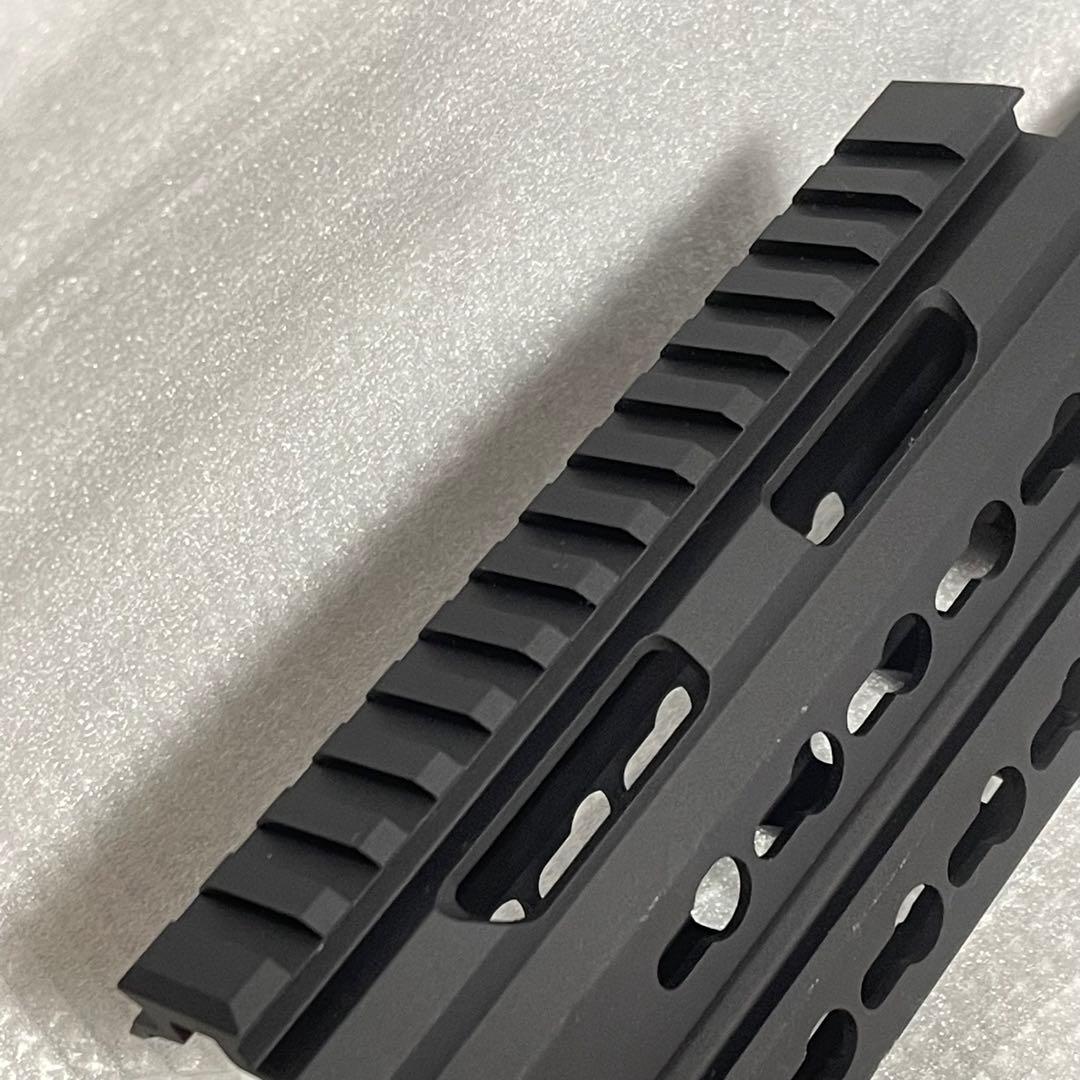 LayLax KRISS VECTOR keymod ハンドガード Sサイズ