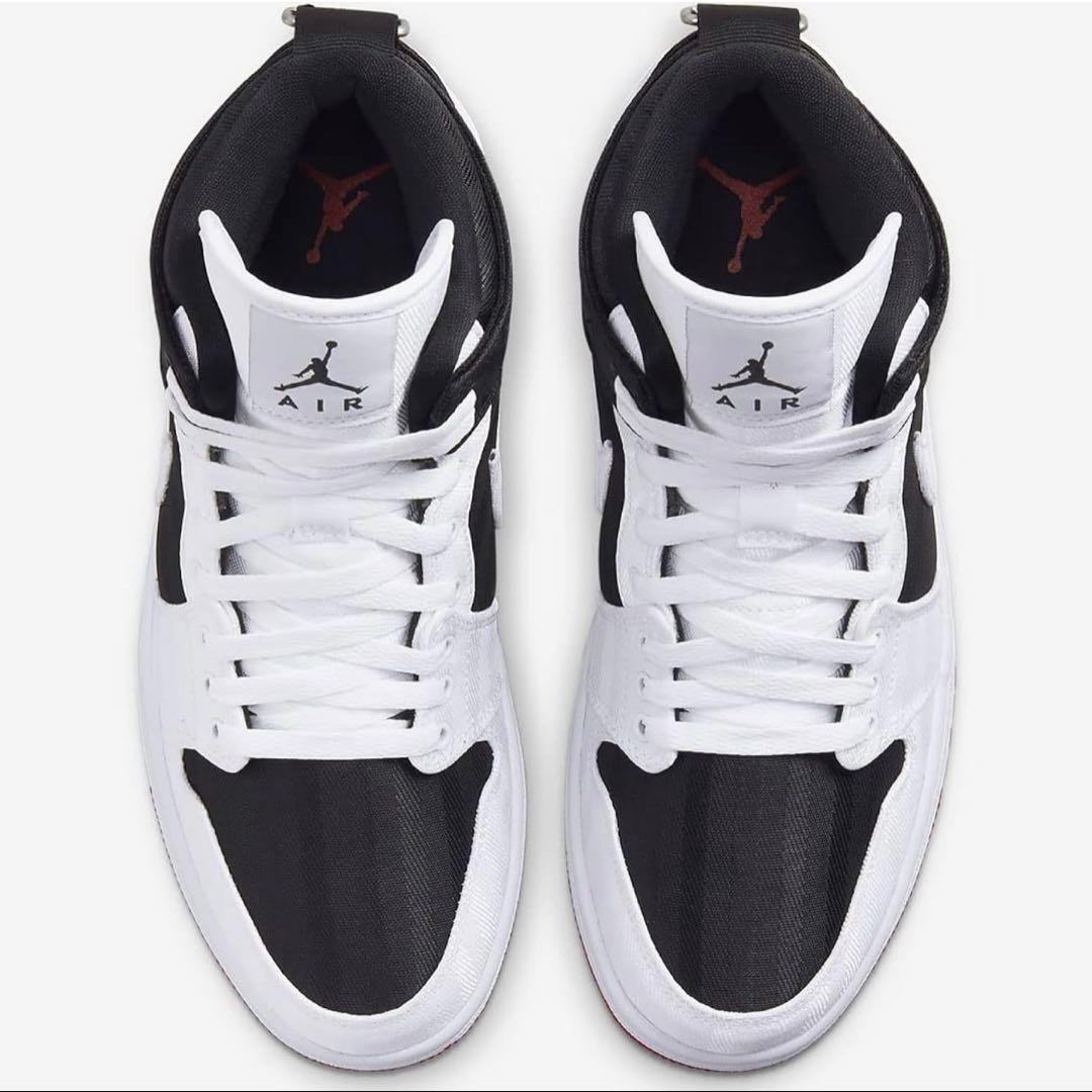 新品未使用　NIKE WMNS AIR JORDAN 1 MID SE UTL