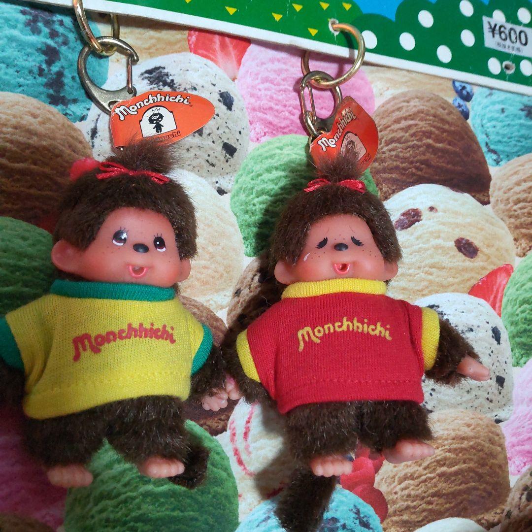 モンチッチ キーチェーン 2個&非売品 ディスプレイボード付 泣き顔