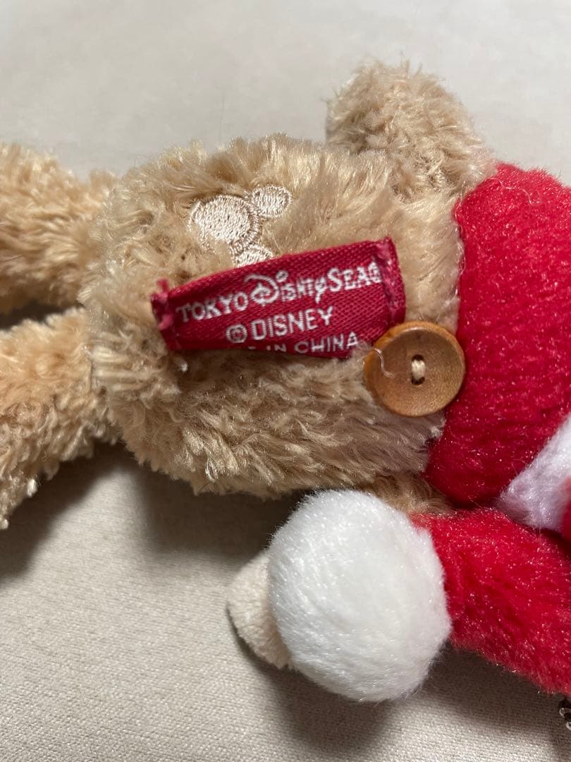 ディズニー　ダッフィー　赤ダグ　クリスマス限定ストラップ