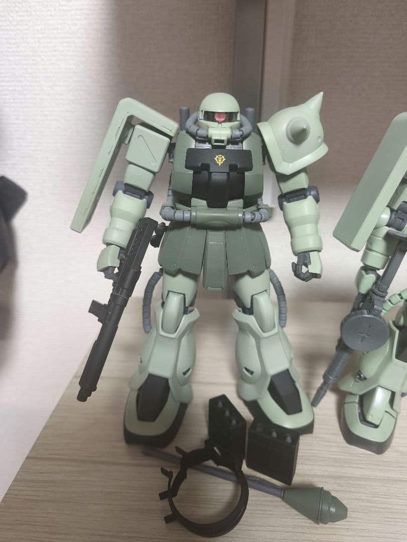 ガンプラ MG 1/100 ザク系まとめ売り 組み立て済み