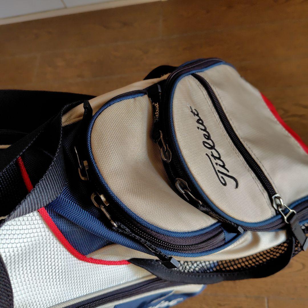 タイトリスト　軽量スタンド式キャディバッグ