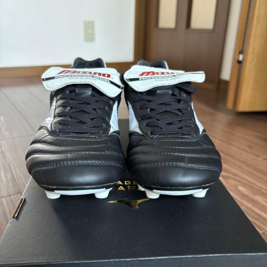 Mizuno Morelia Japan• Soccer shoes