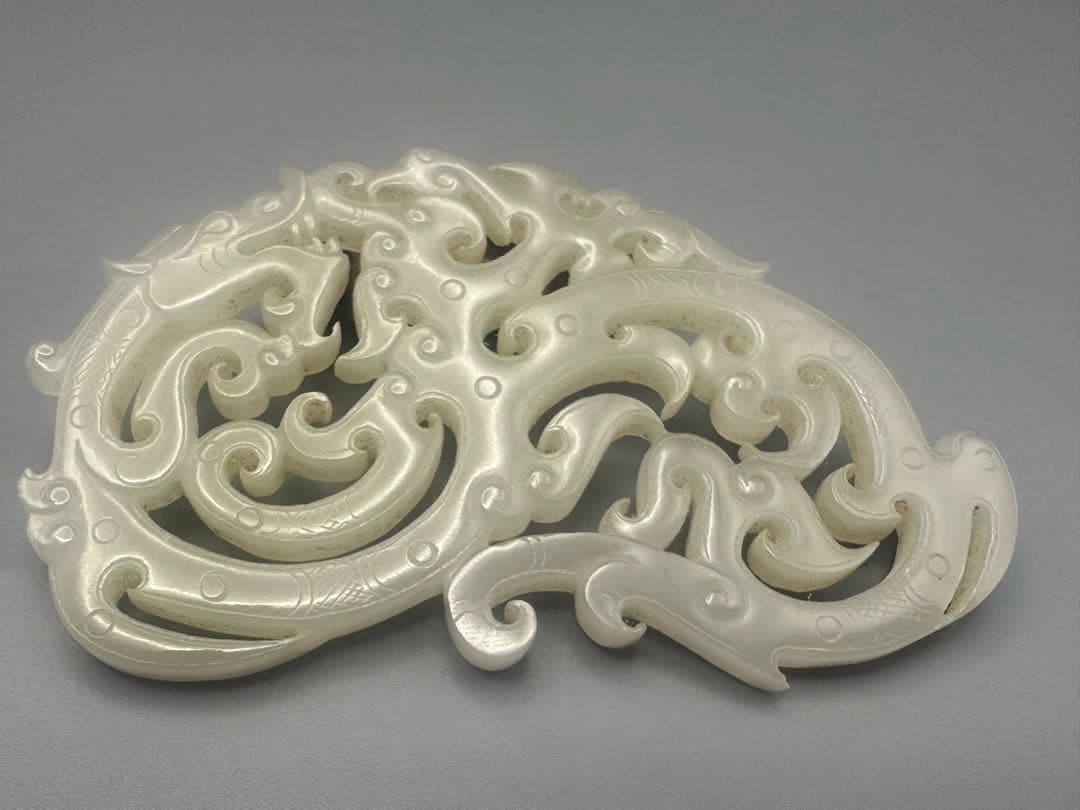 中国古美術　本物和田玉　根付　玉璧　巻雲紋　旧蔵　コレクション　透かし彫り　美品