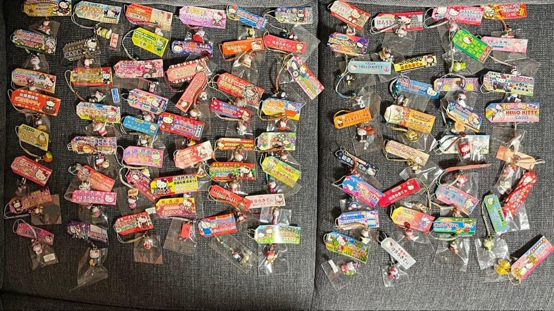 サンリオ　ハローキティ kitty ストラップ 80個 新品　sanrio