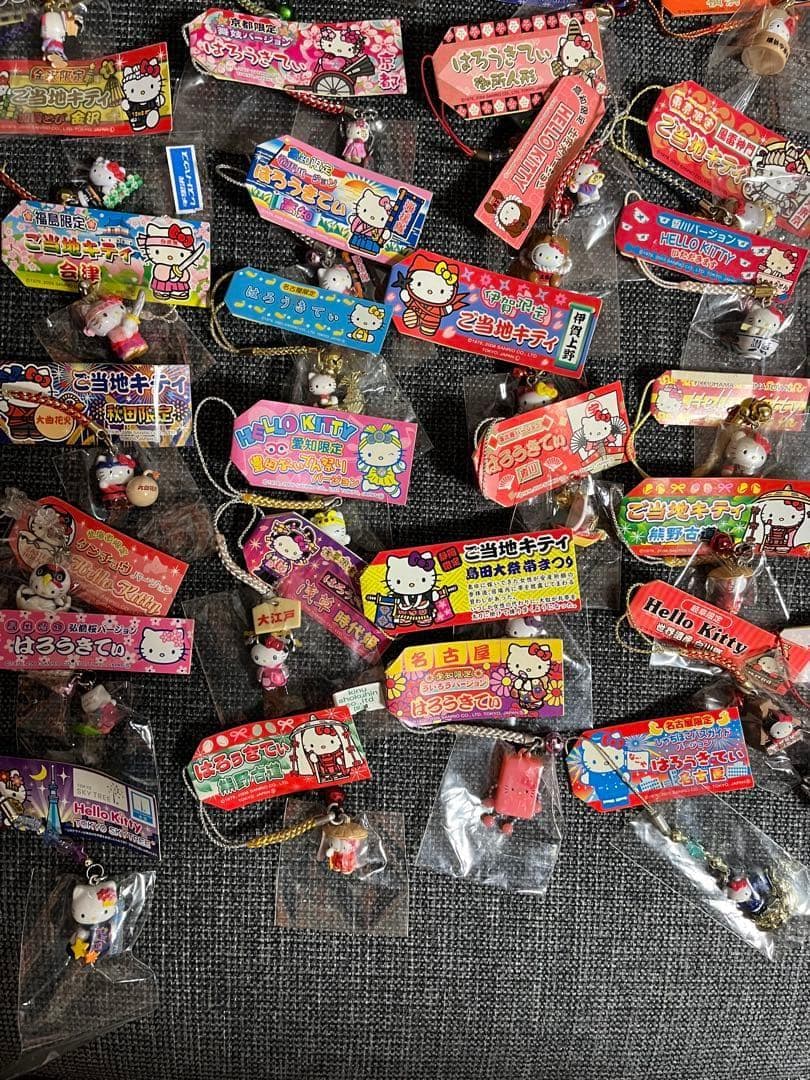 サンリオ　ハローキティ kitty ストラップ 80個 新品　sanrio