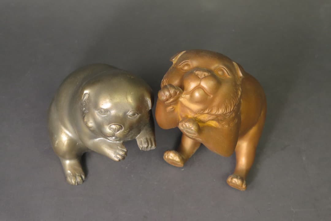 【即購入可】銅製／仔・子犬／いぬ／一対／飾・置物／芳山／骨董／古美術／金属／工芸