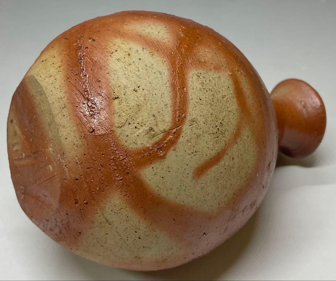 人間国宝　伊勢崎淳　備前緋襷徳利　四方桟共箱　d5732