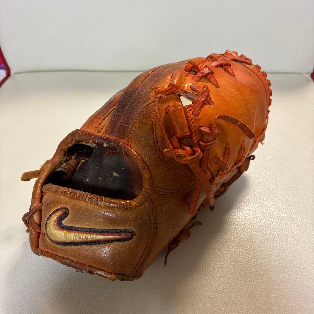 Nike Diamond Elite Plus グローブ　投手用