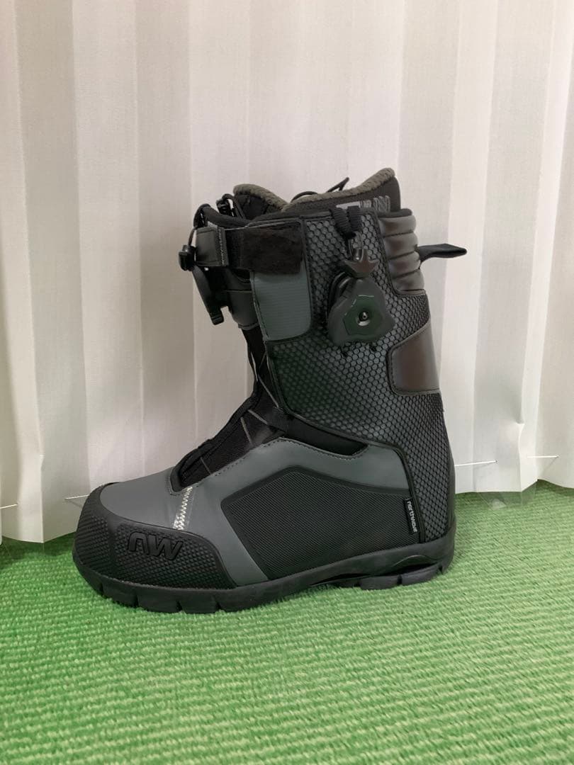 スノーボード NORTHWAVE DOMAIN 2SPIN