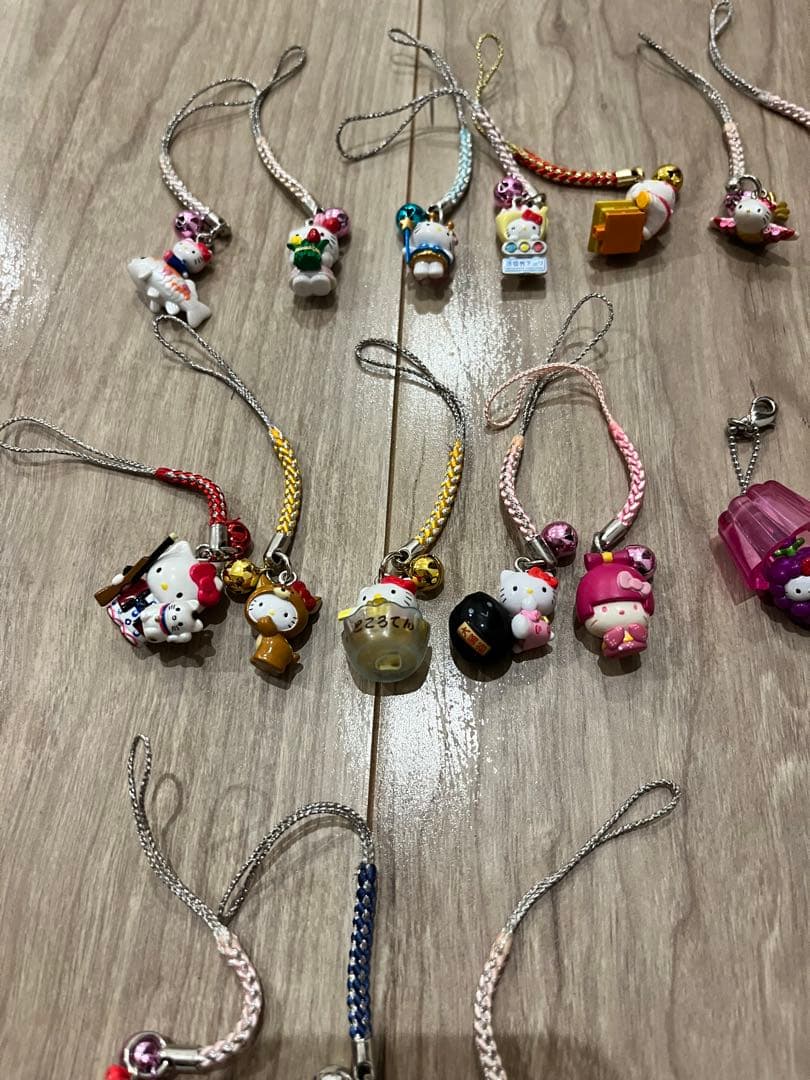 ご当地ハローキティ　ご当地キティ　根付け 23個　まとめ売り