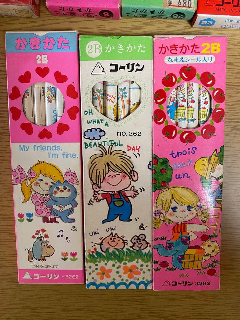 水森亜土　鉛筆まとめ